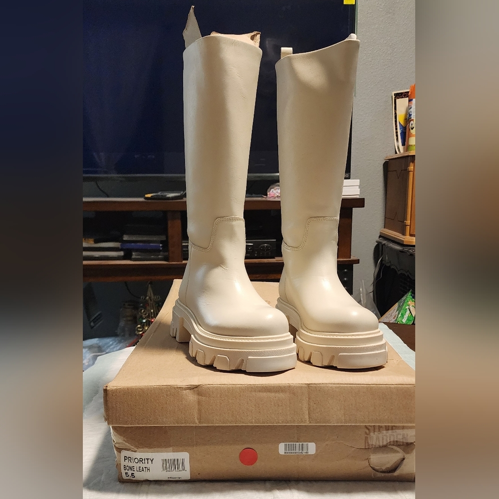Steve Madden Priority Knee High Boots/Size 5 1/2- bone white